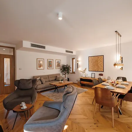 Aqua Thermal Луксозна вила *