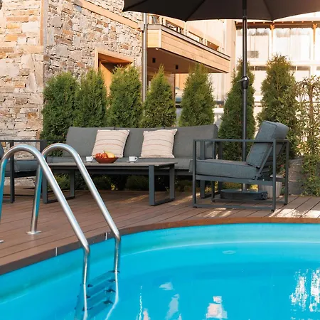 Aqua Thermal Луксозна вила *