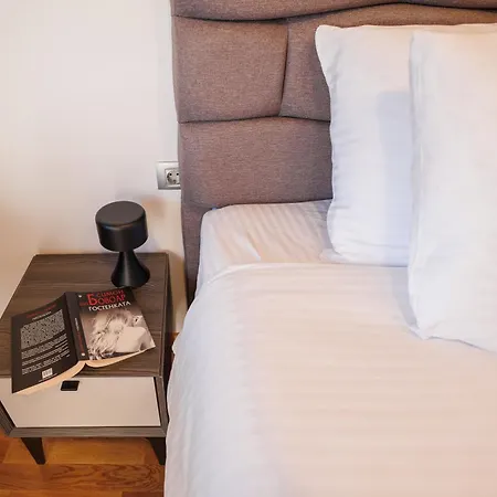 Aqua Thermal Луксозна вила *