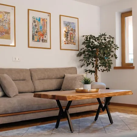 וילה Aqua Thermal בניה