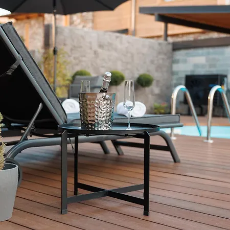 Aqua Thermal וילה בניה