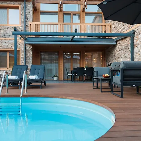 Луксозна вила Aqua Thermal Баня