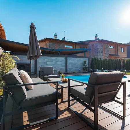 Aqua Thermal Луксозна вила Баня